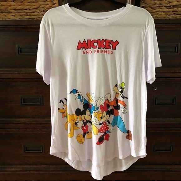 Disney Mickey Mouse and Friends short sleeve graphic Tee - Picture 1 of 4